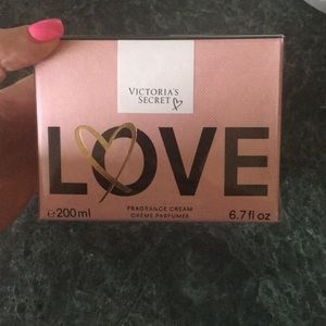 Victoria secret LOVE fragrance cream!!!
